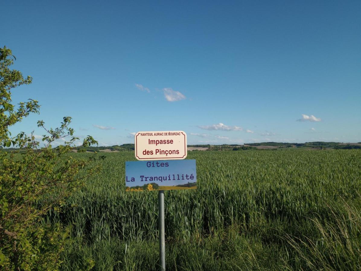La Tranquillite, Le Repos Villa Nanteuil-Auriac-de-Bourzac Екстериор снимка